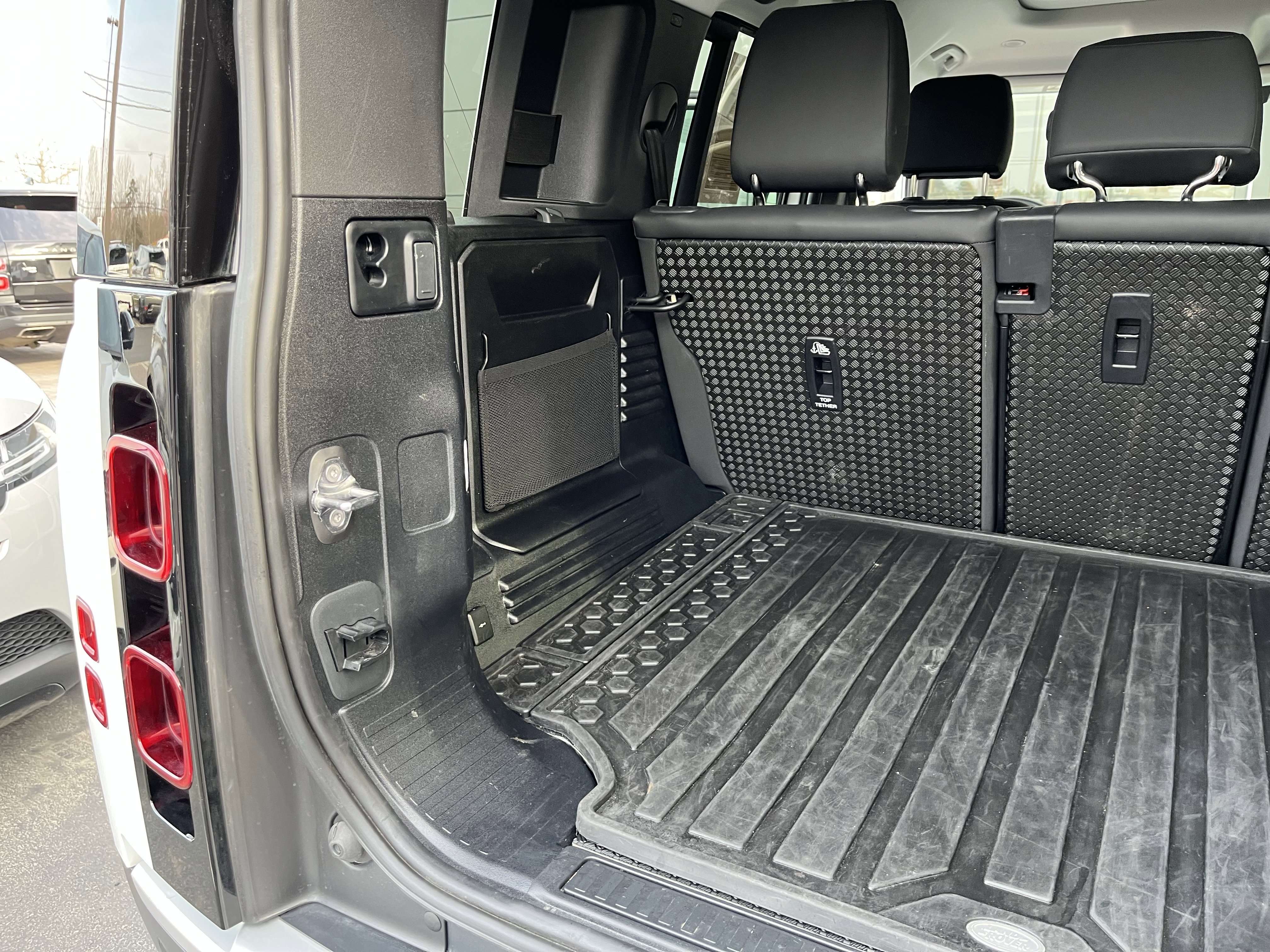 Certified 2025 Land Rover Defender 110 S image 35