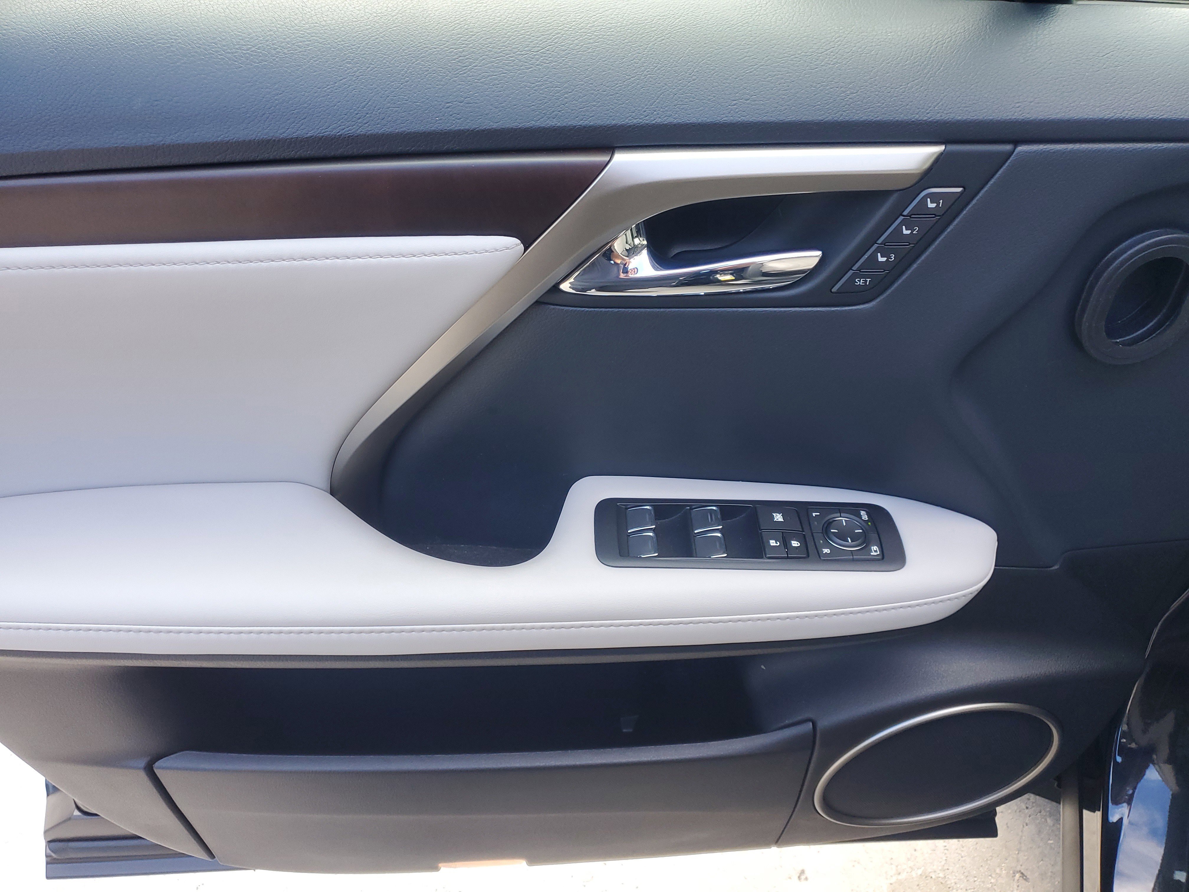 Certified 2022 Lexus RX 350 FWD w/ Premium Package image 21