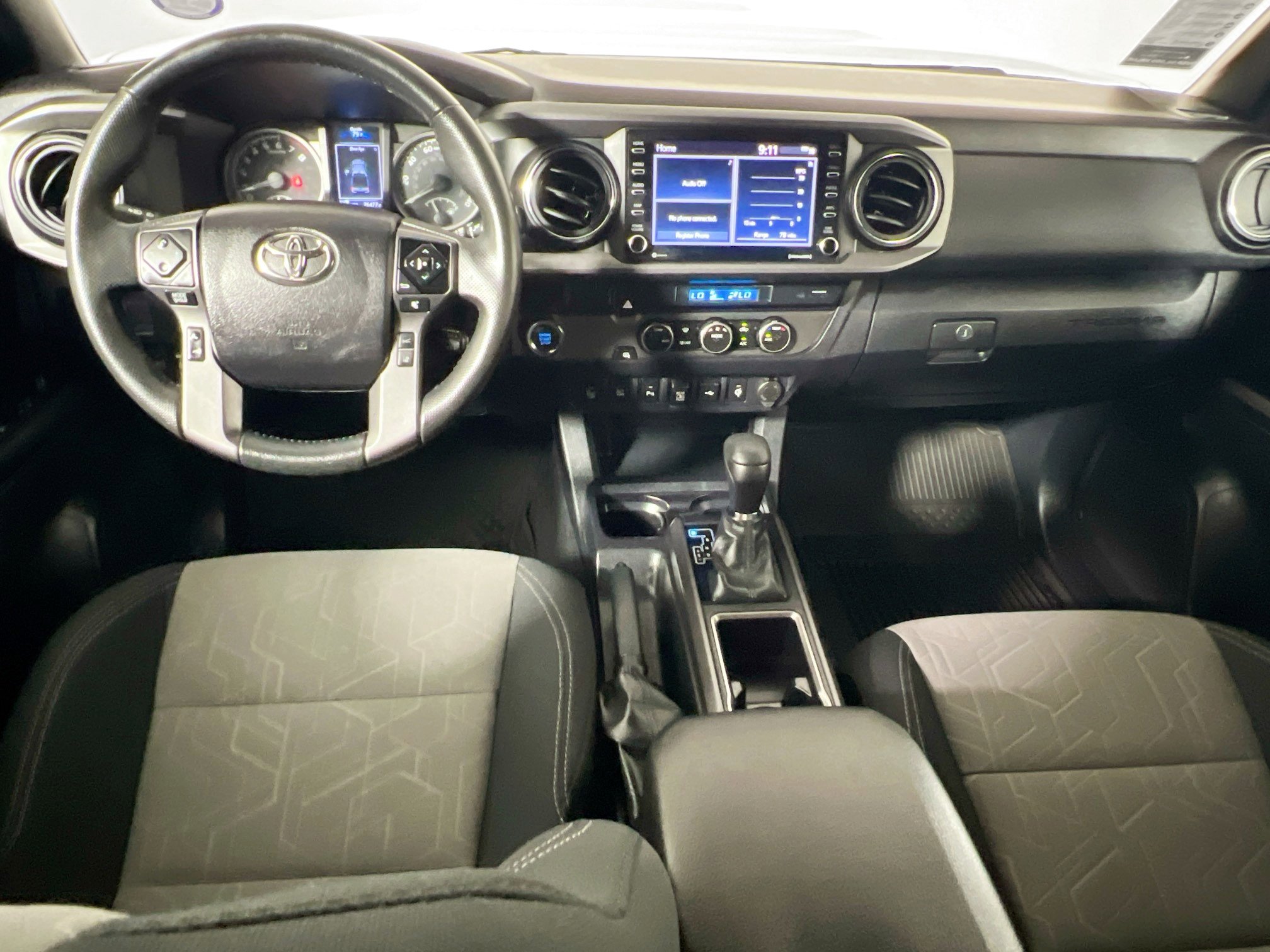 Used 2022 Toyota Tacoma TRD Sport w/ Technology Package RWD image 30