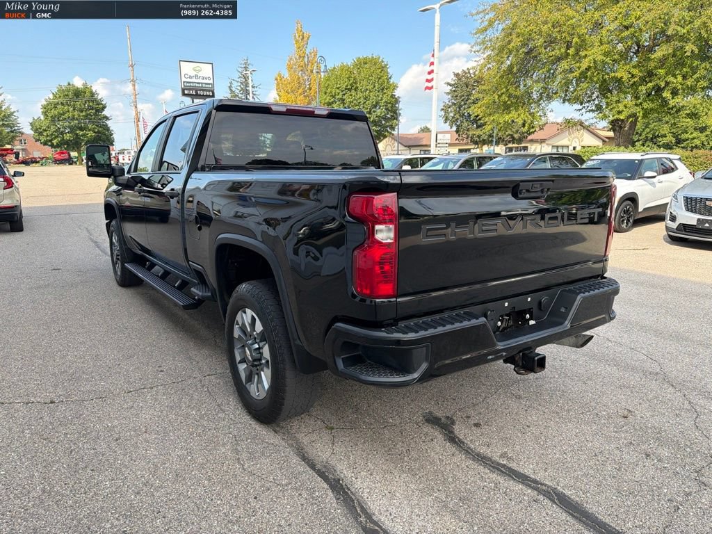 Used 2022 Chevrolet Silverado 2500 Custom w/ Custom Value Package AWD/4WD image 8