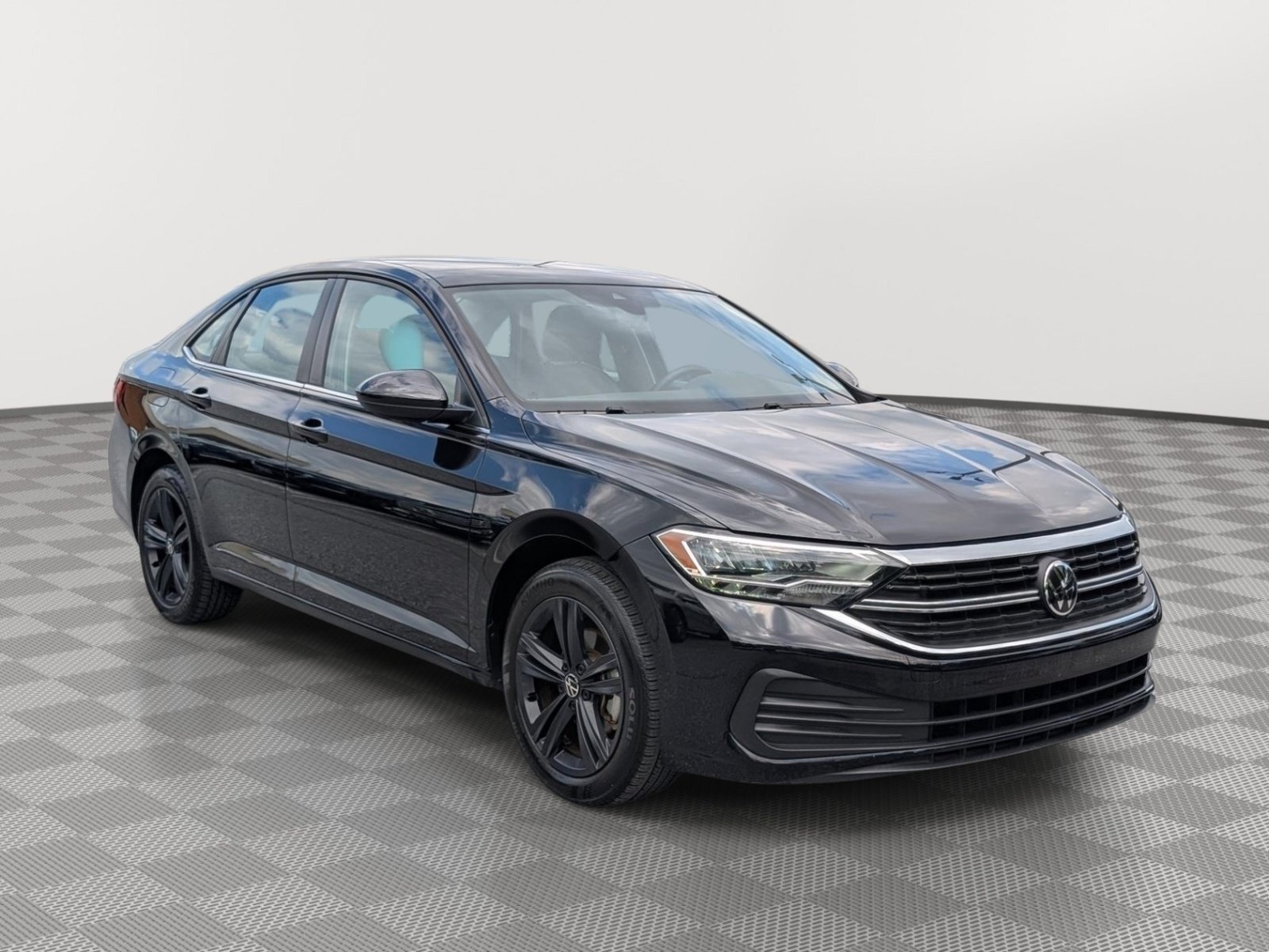 Used 2024 Volkswagen Jetta SE w/ Panoramic Sunroof Package FWD image 7