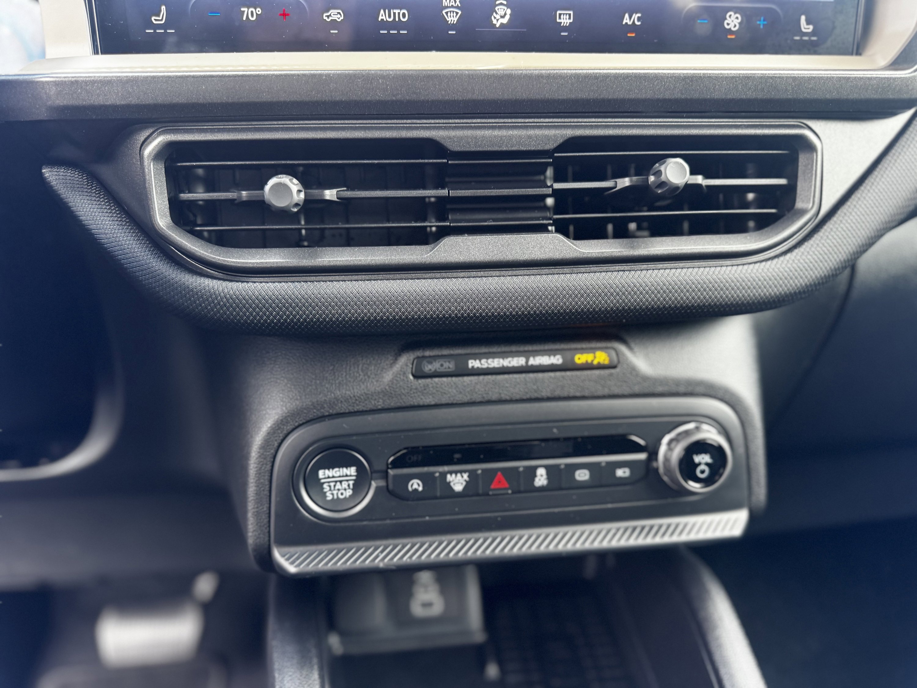 Used 2025 Ford Bronco Sport Big Bend w/ Convenience Package image 12