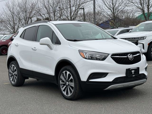Used 2022 Buick Encore Preferred image 2
