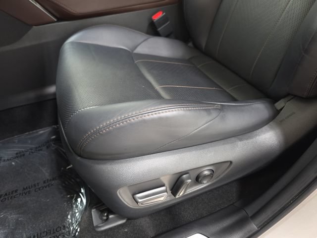 Certified 2024 Toyota Venza Limited AWD/4WD image 26