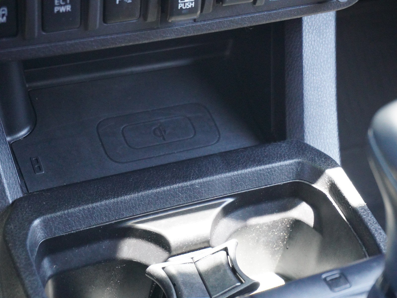 Used 2020 Toyota Tacoma TRD Sport w/ Technology Package AWD/4WD image 26