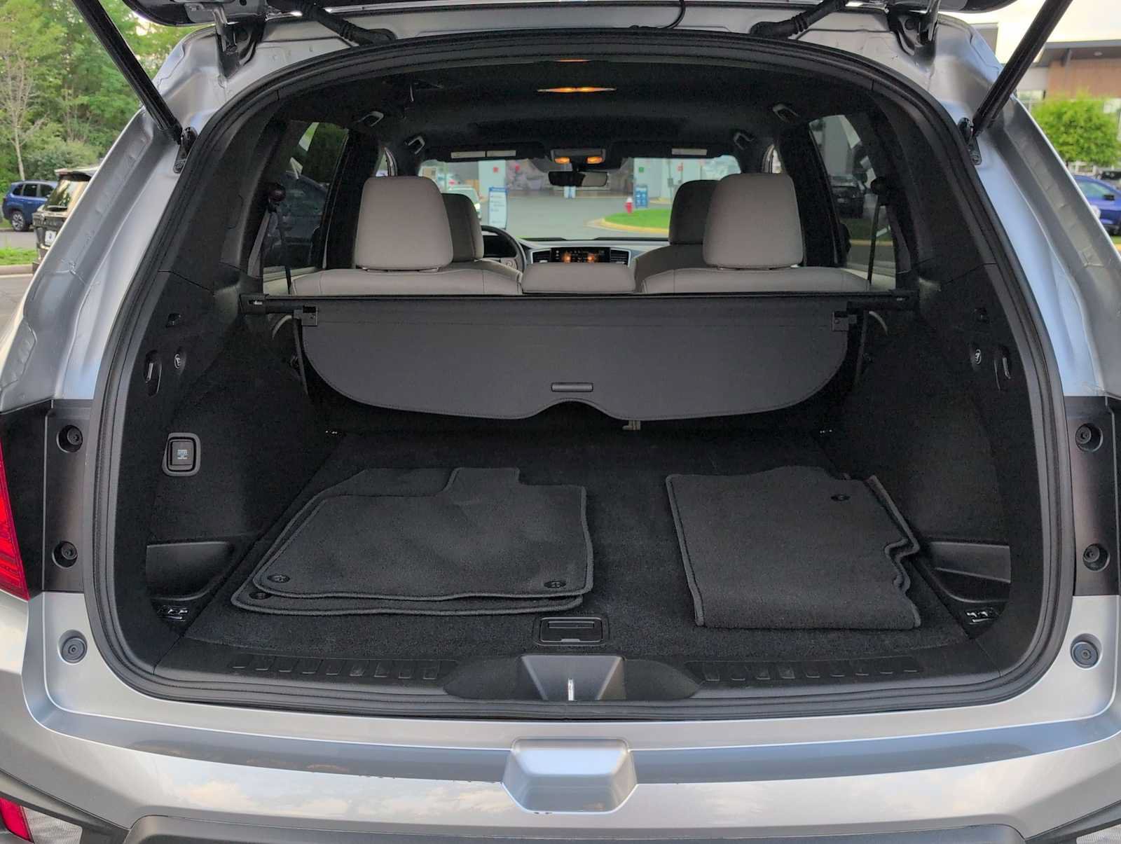 Used 2025 Honda Passport EX-L image 32