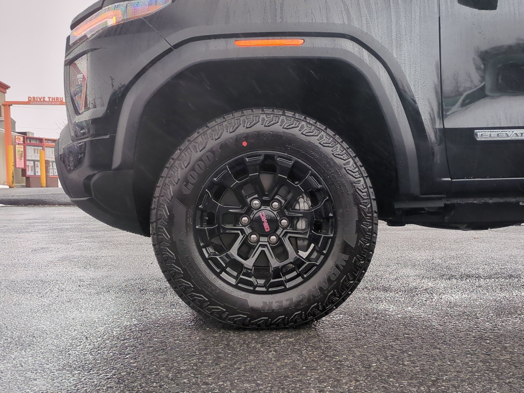 New 2026 GMC Canyon Elevation w/ Convenience Package image 16