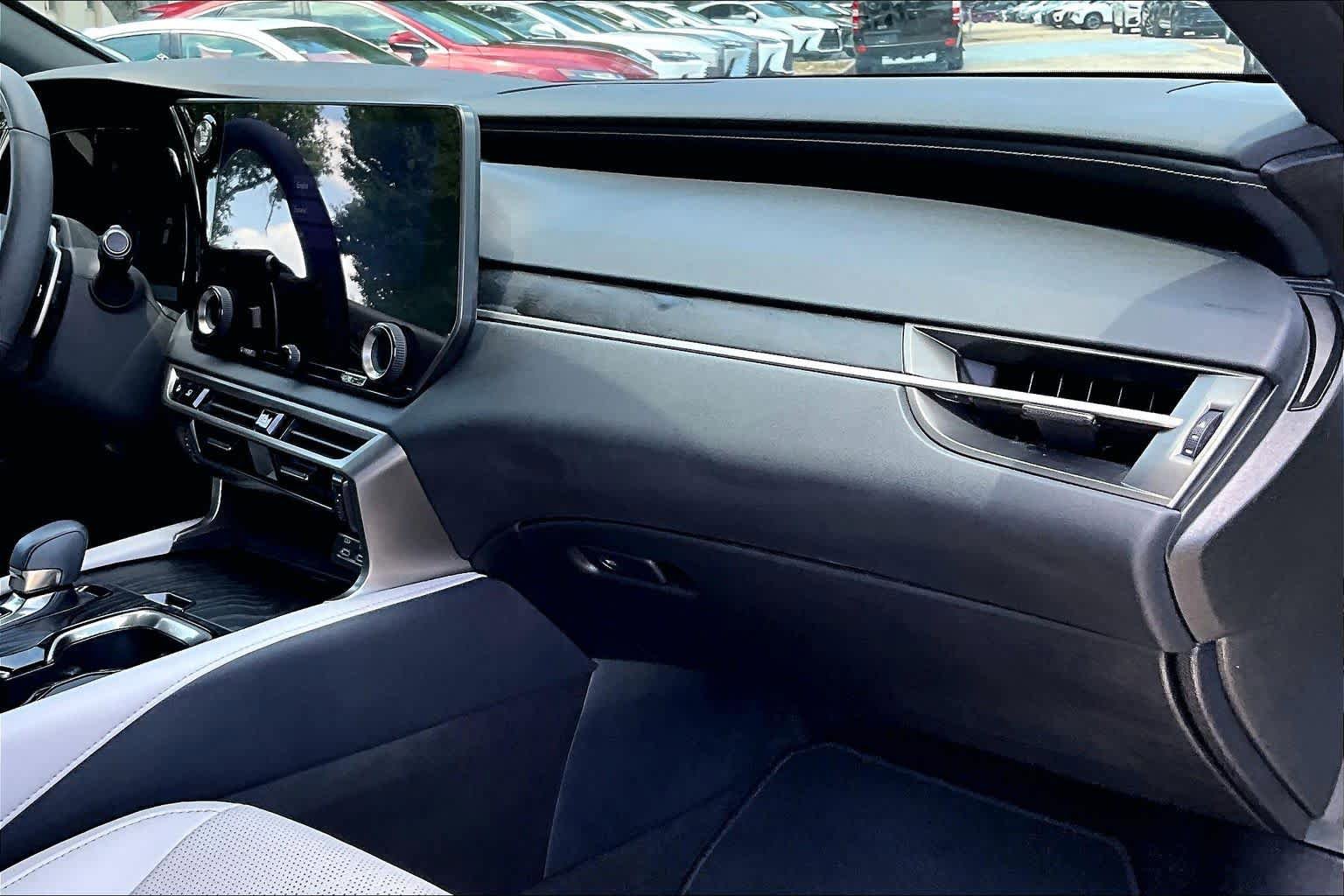 Used 2025 Lexus RX 350 Premium Plus w/ Convenience Package FWD image 19
