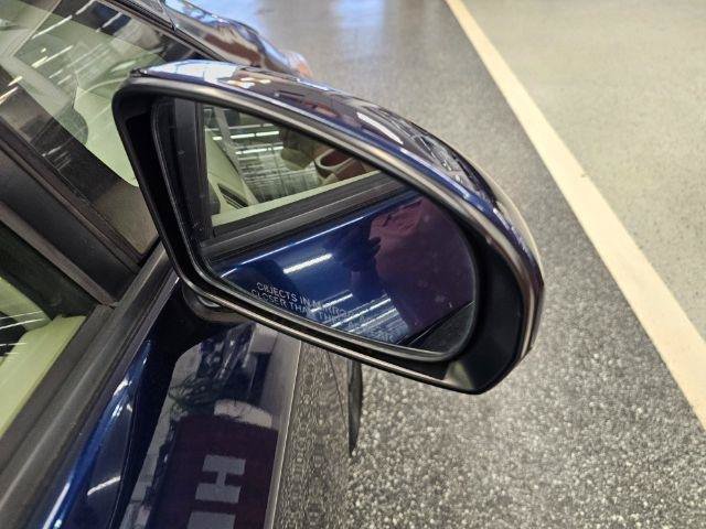 Used 2014 Toyota Prius Three FWD image 35