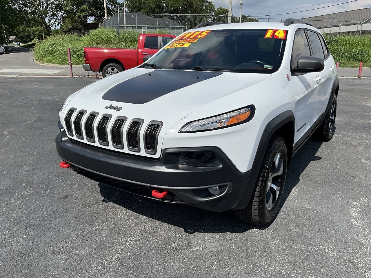 Used 2014 Jeep Cherokee Trailhawk w/ Comfort/Convenience Group AWD/4WD image 24