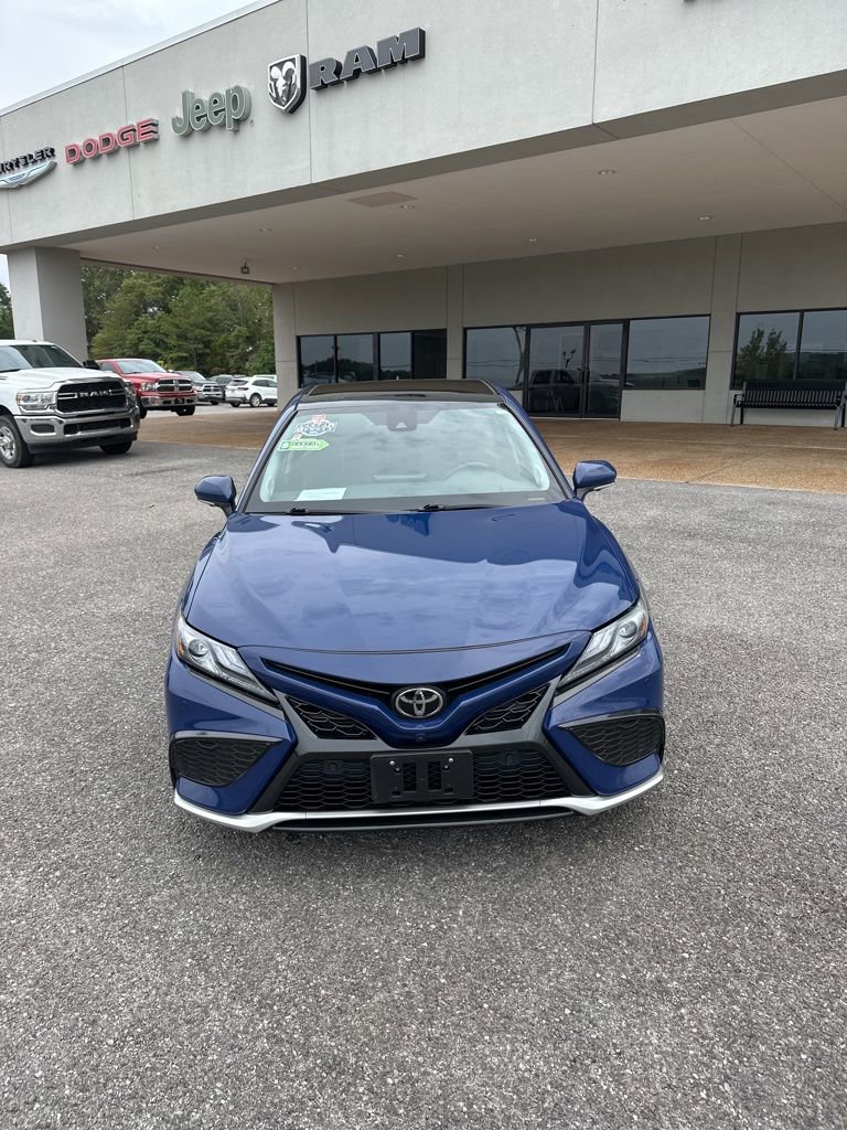 Used 2024 Toyota Camry XSE w/ Navigation Package image 2
