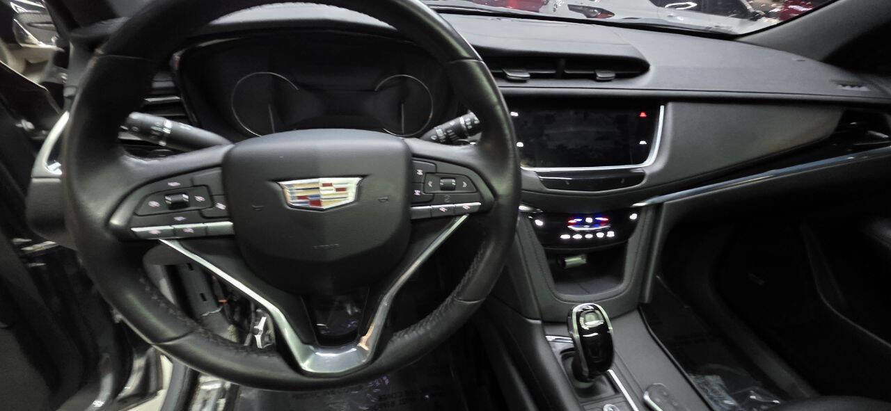 Used 2021 Cadillac XT6 Luxury FWD image 18