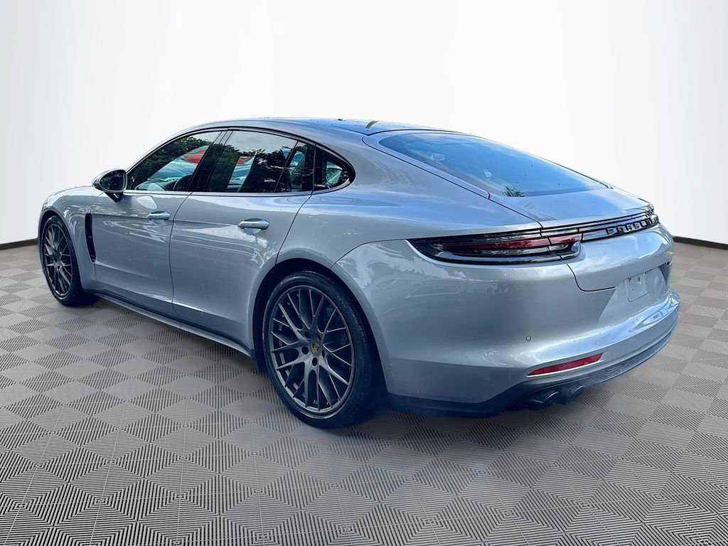 Used 2018 Porsche Panamera 4S image 8