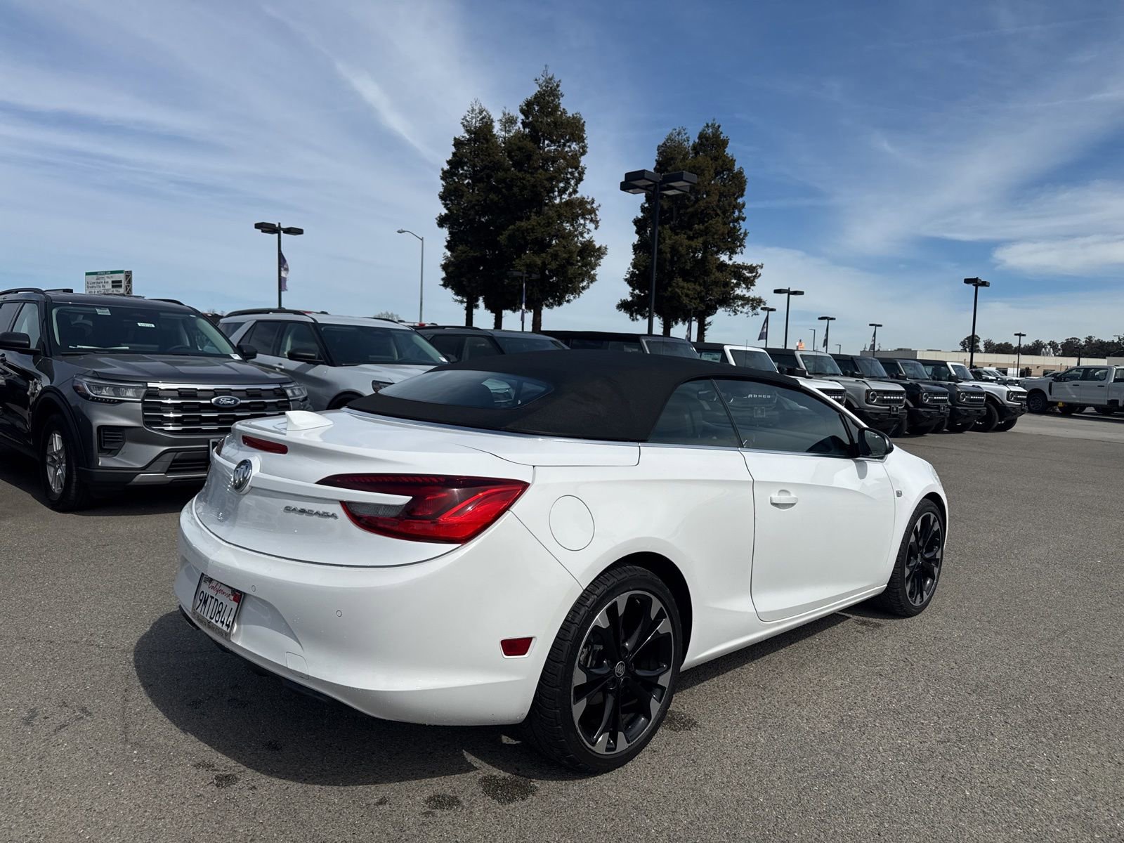 Used 2019 Buick Cascada Sport Touring w/ Dark Effects Package image 6