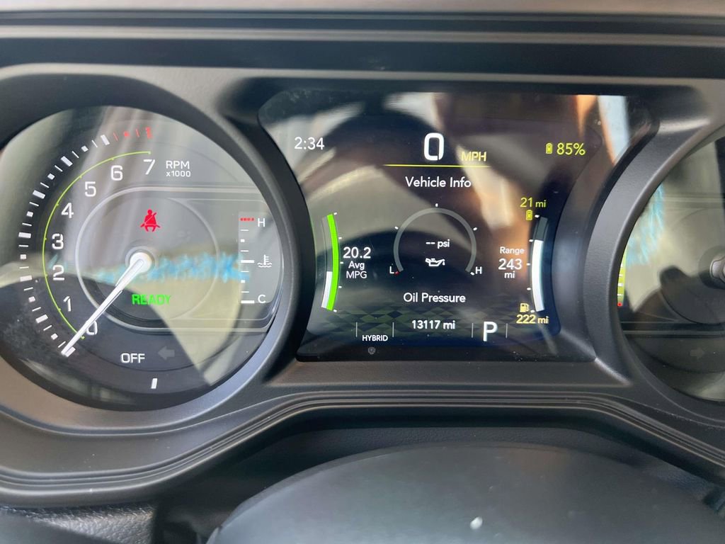 Used 2025 Jeep Wrangler Unlimited Rubicon 4xe w/ Technology Group image 33