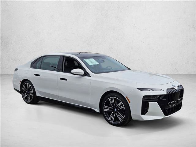 Used 2026 BMW 750e xDrive AWD/4WD image 7