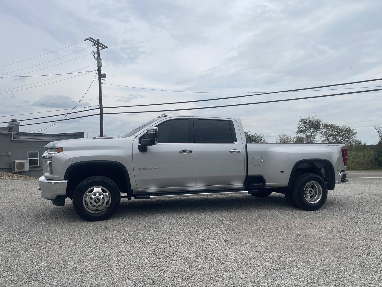 Used 2021 Chevrolet Silverado 3500 LTZ w/ LTZ Convenience Package AWD/4WD image 7