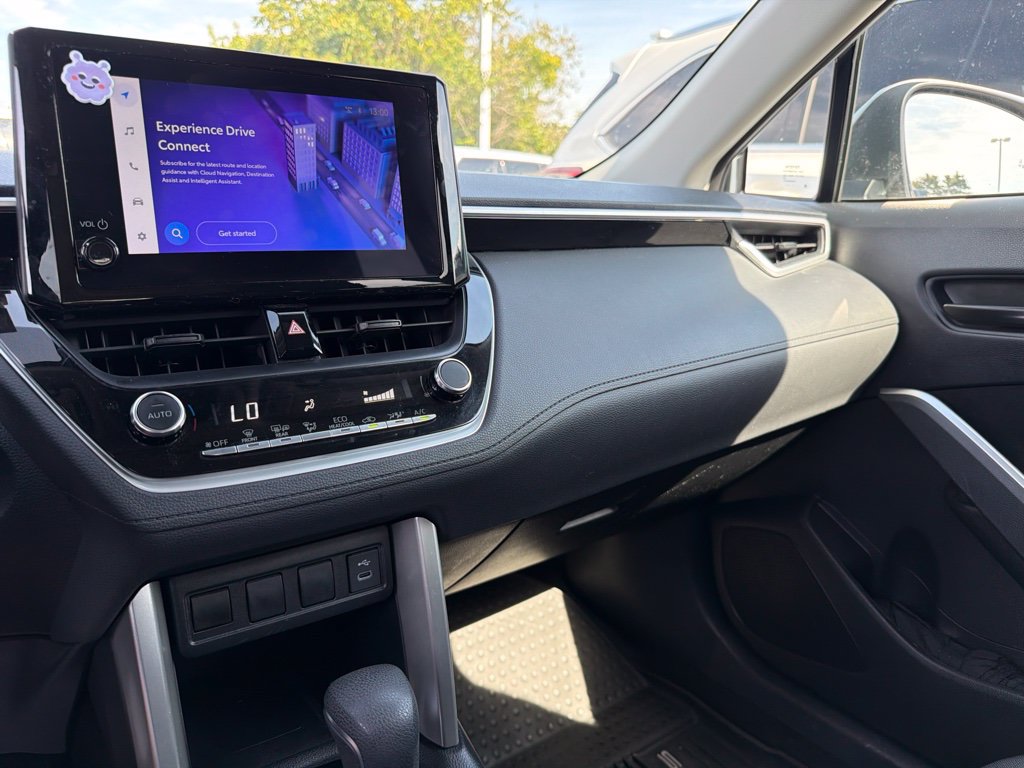 Used 2023 Toyota Corolla Cross LE w/ Moonroof Package AWD/4WD image 14