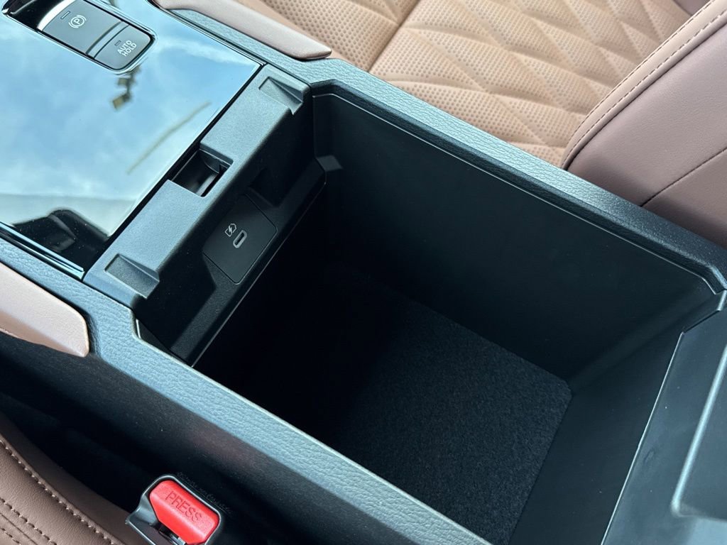 New 2026 Mitsubishi Outlander SEL FWD image 23