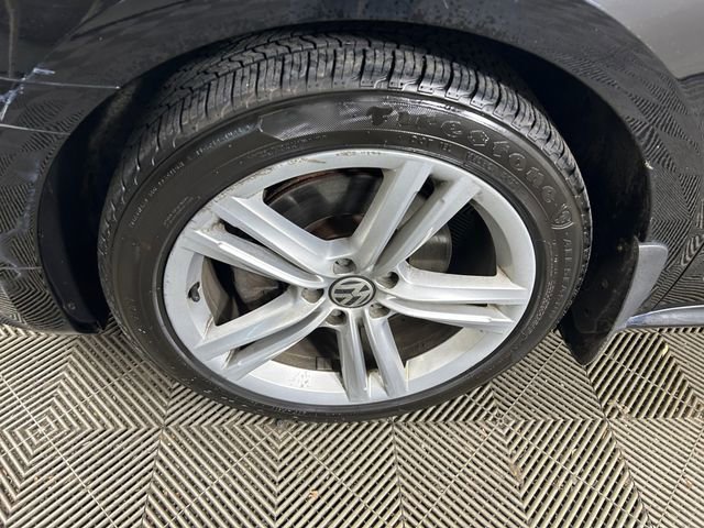 Used 2015 Volkswagen Passat 1.8T SE image 11