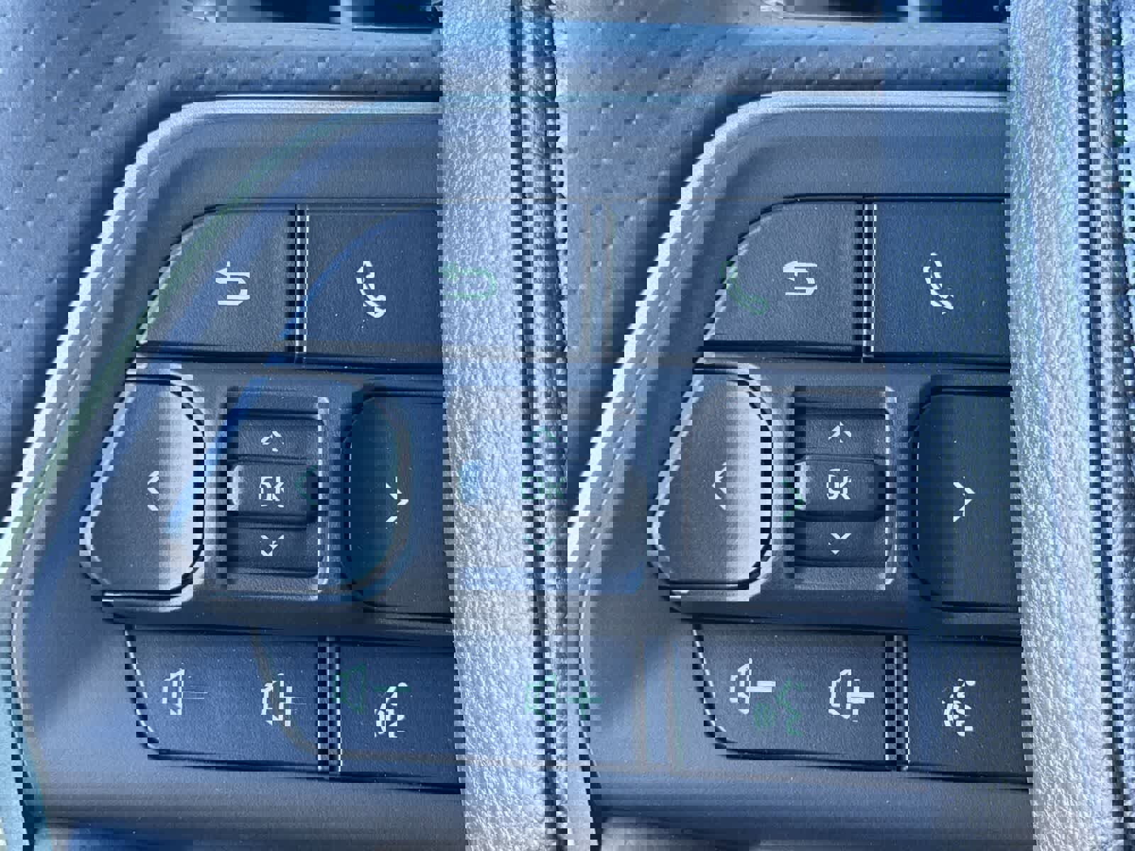 New 2025 Toyota 4Runner TRD Off-Road AWD/4WD image 28