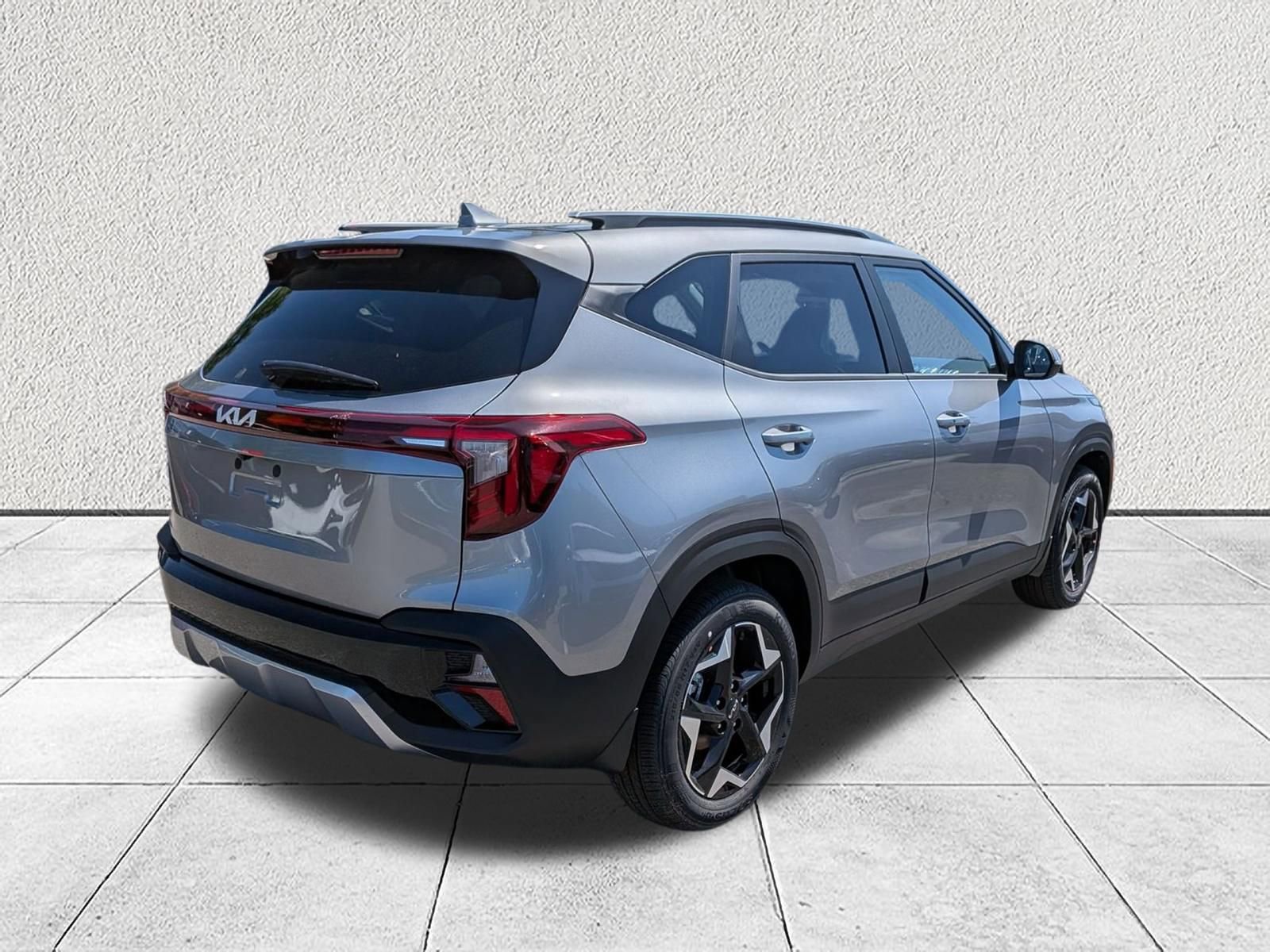 New 2026 Kia Seltos S FWD image 3