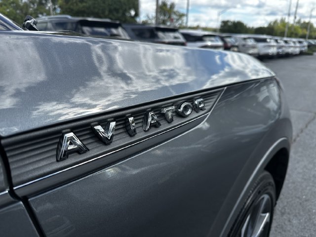 Certified 2025 Lincoln Aviator Reserve w/ Illumination Package AWD/4WD image 47