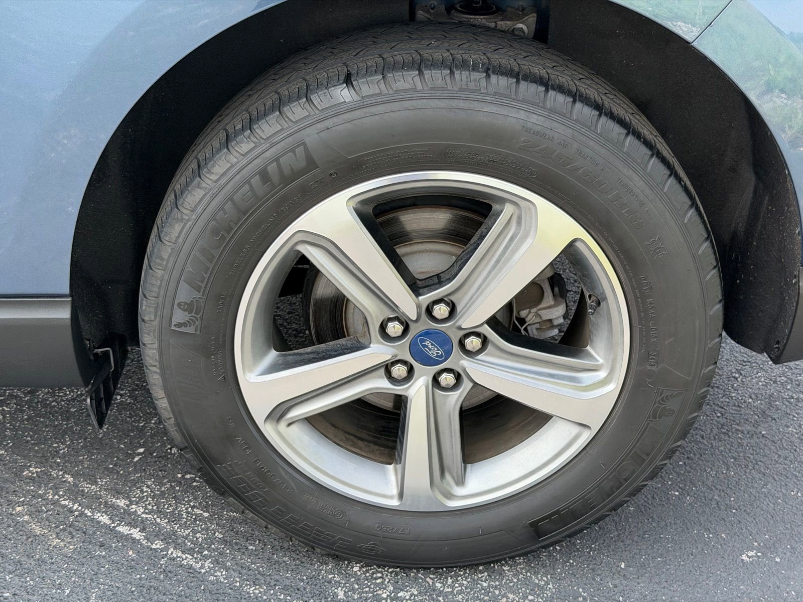 Used 2019 Ford Edge SEL w/ Equipment Group 201A AWD/4WD image 32