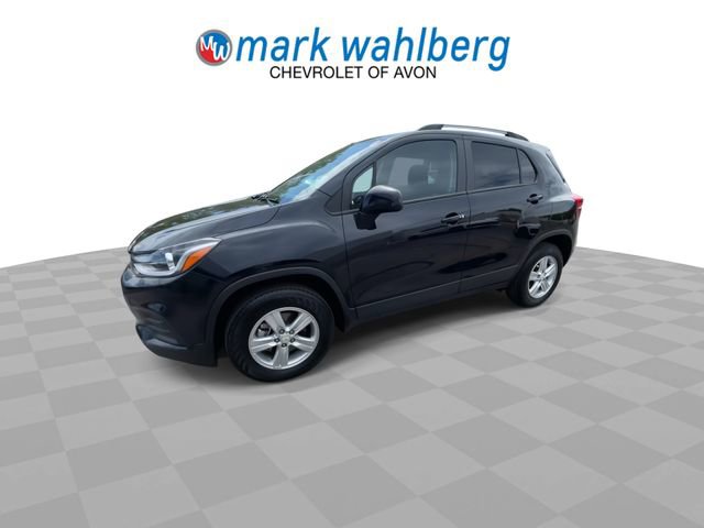 Certified 2022 Chevrolet Trax LT w/ LT Convenience Package AWD/4WD image 4