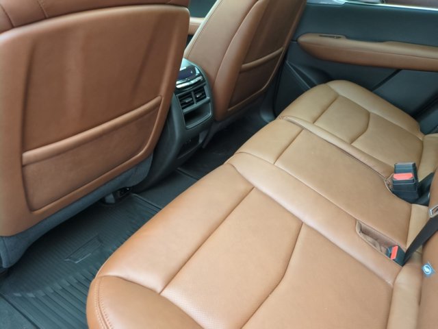 New 2026 Cadillac XT5 Sportv AWD/4WD image 23