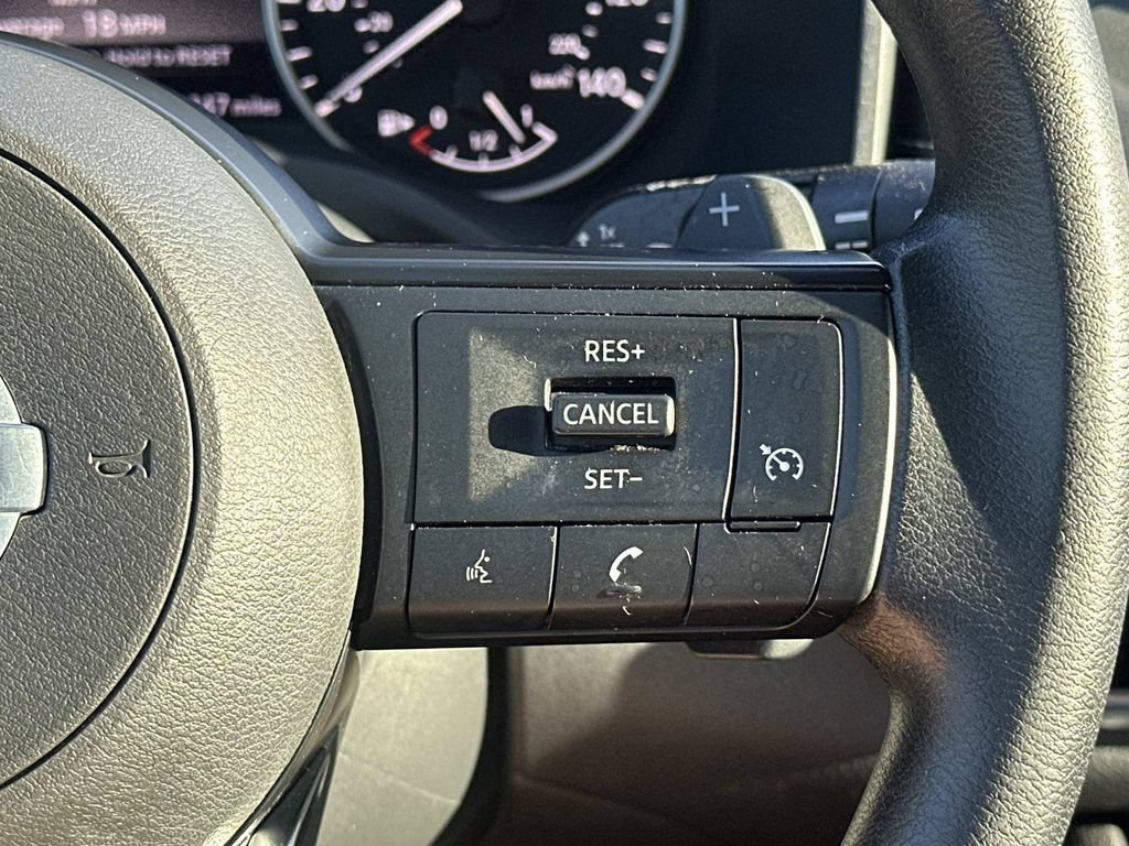 Used 2021 Nissan Rogue S FWD image 27