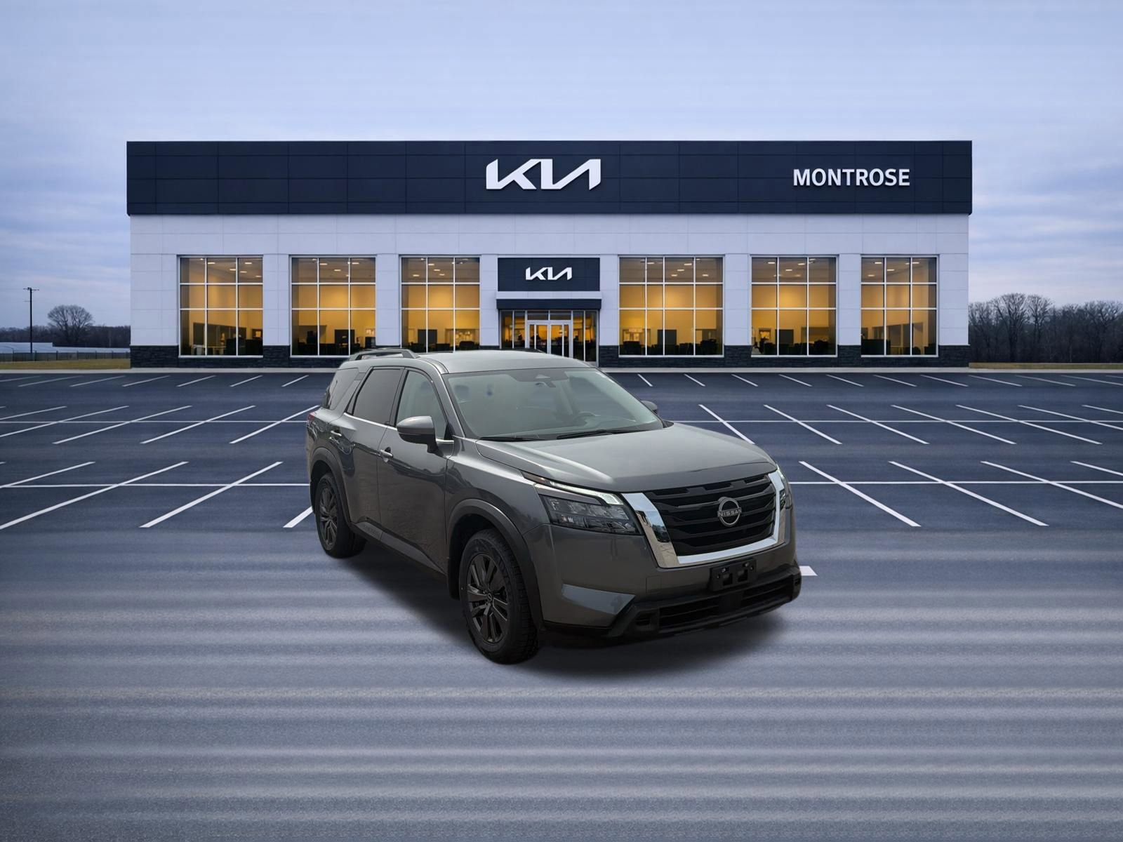 Used 2023 Nissan Pathfinder SV AWD/4WD image 3