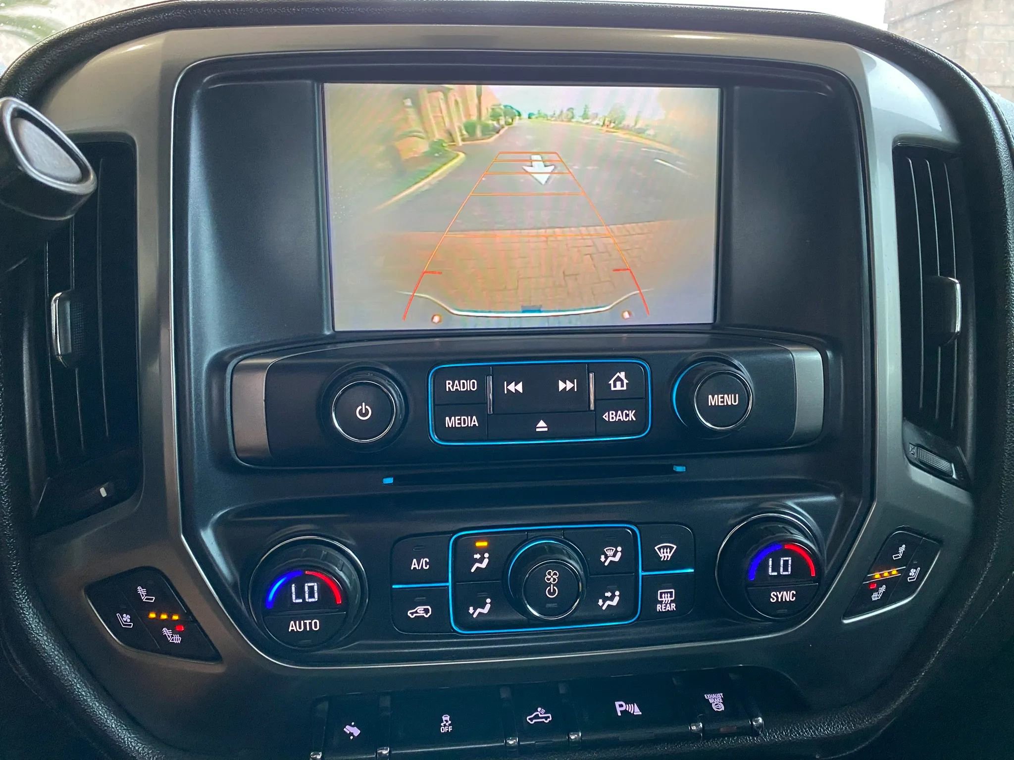 Used 2016 Chevrolet Silverado 2500 LTZ w/ Duramax Plus Package AWD/4WD image 29