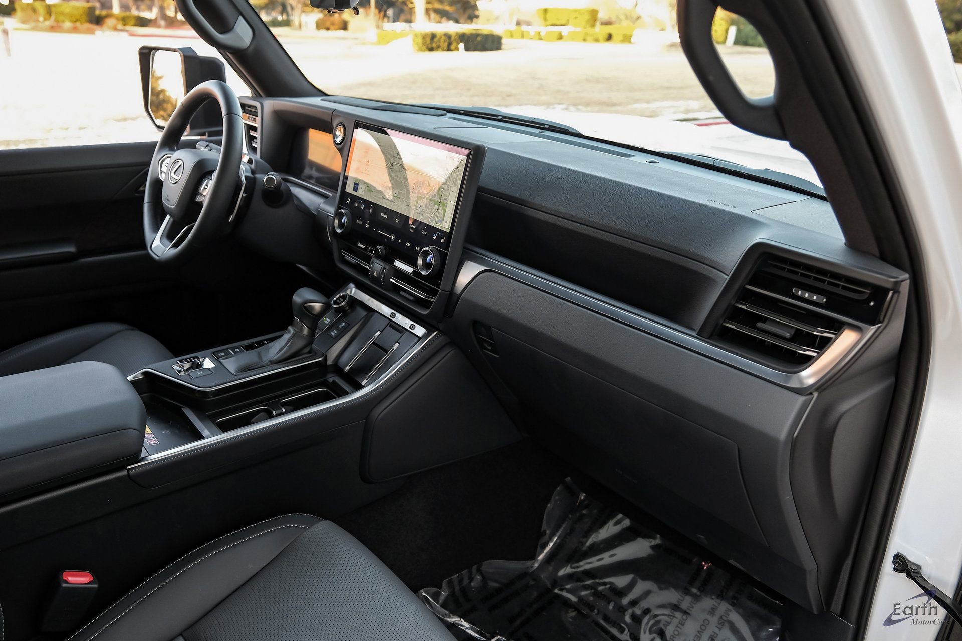 Used 2025 Lexus GX 550 550 Luxury+ HUD Vossen Wheels w/ Accessory Package (2T) image 34