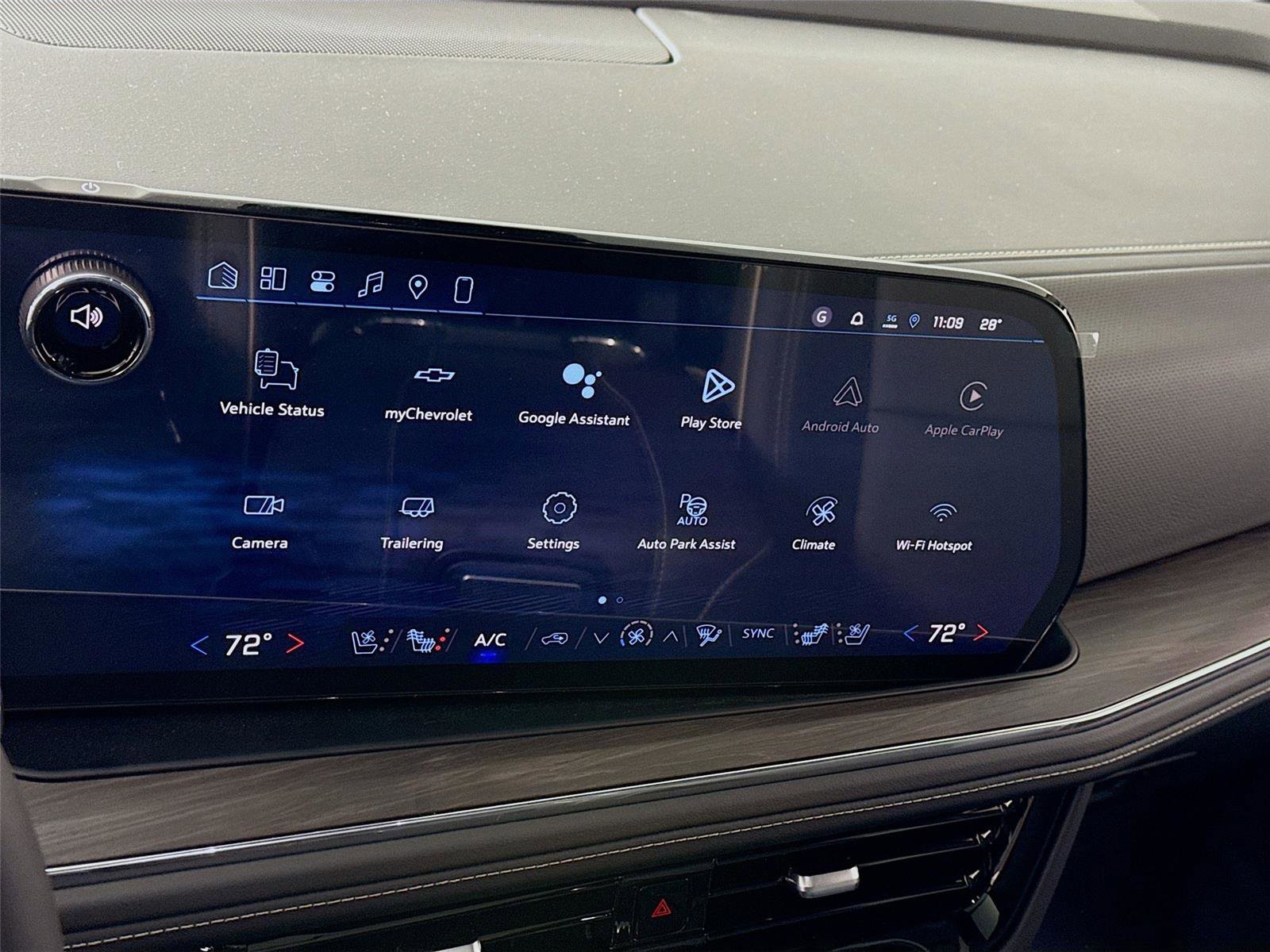 New 2026 Chevrolet Suburban Premier image 10