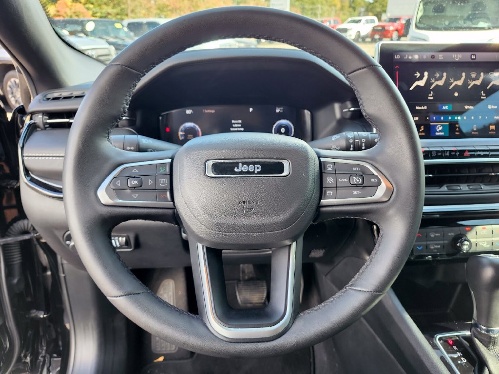 Used 2024 Jeep Compass Limited w/ High Altitude Package AWD/4WD image 30
