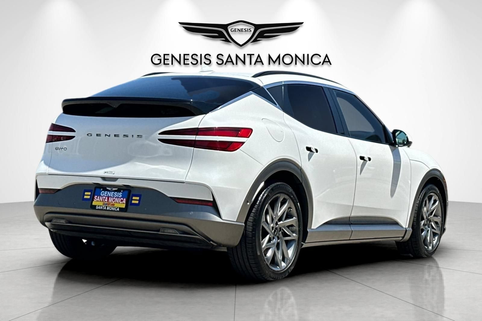 Used 2023 Genesis GV60 Advanced AWD/4WD image 5