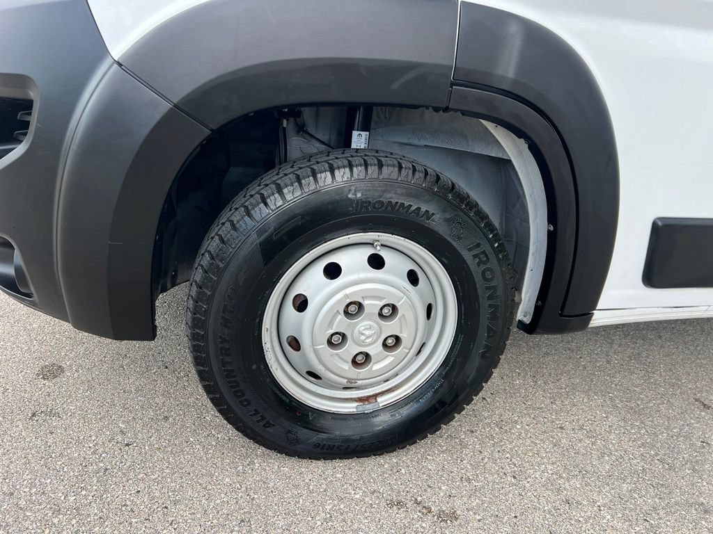 Used 2023 RAM ProMaster 2500 FWD image 9