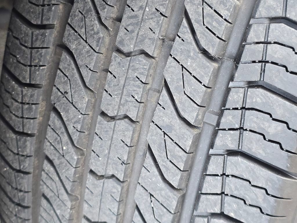 Used 2021 GMC Terrain SLE w/ Driver Convenience Package image 12