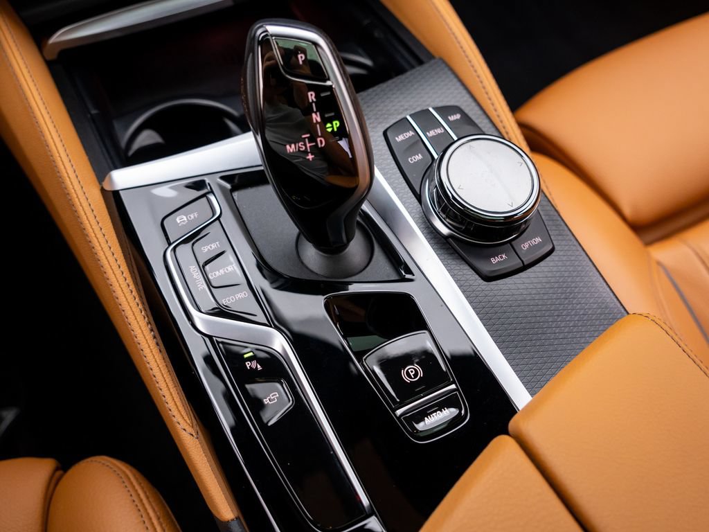 Used 2023 BMW M550i xDrive w/ Executive Package AWD/4WD image 33
