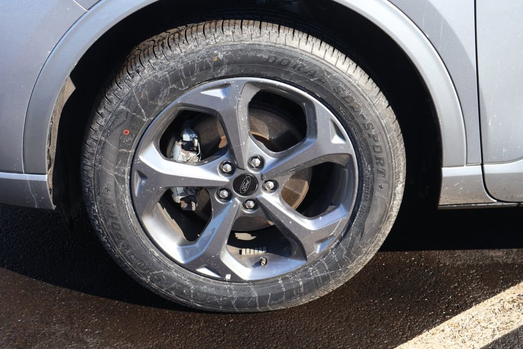 Used 2024 Ford Escape ST-Line image 11