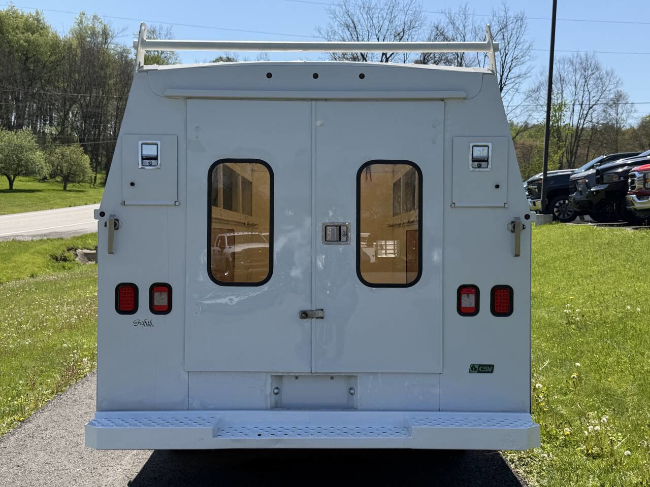 Used 2011 Chevrolet Express 3500 RWD image 5