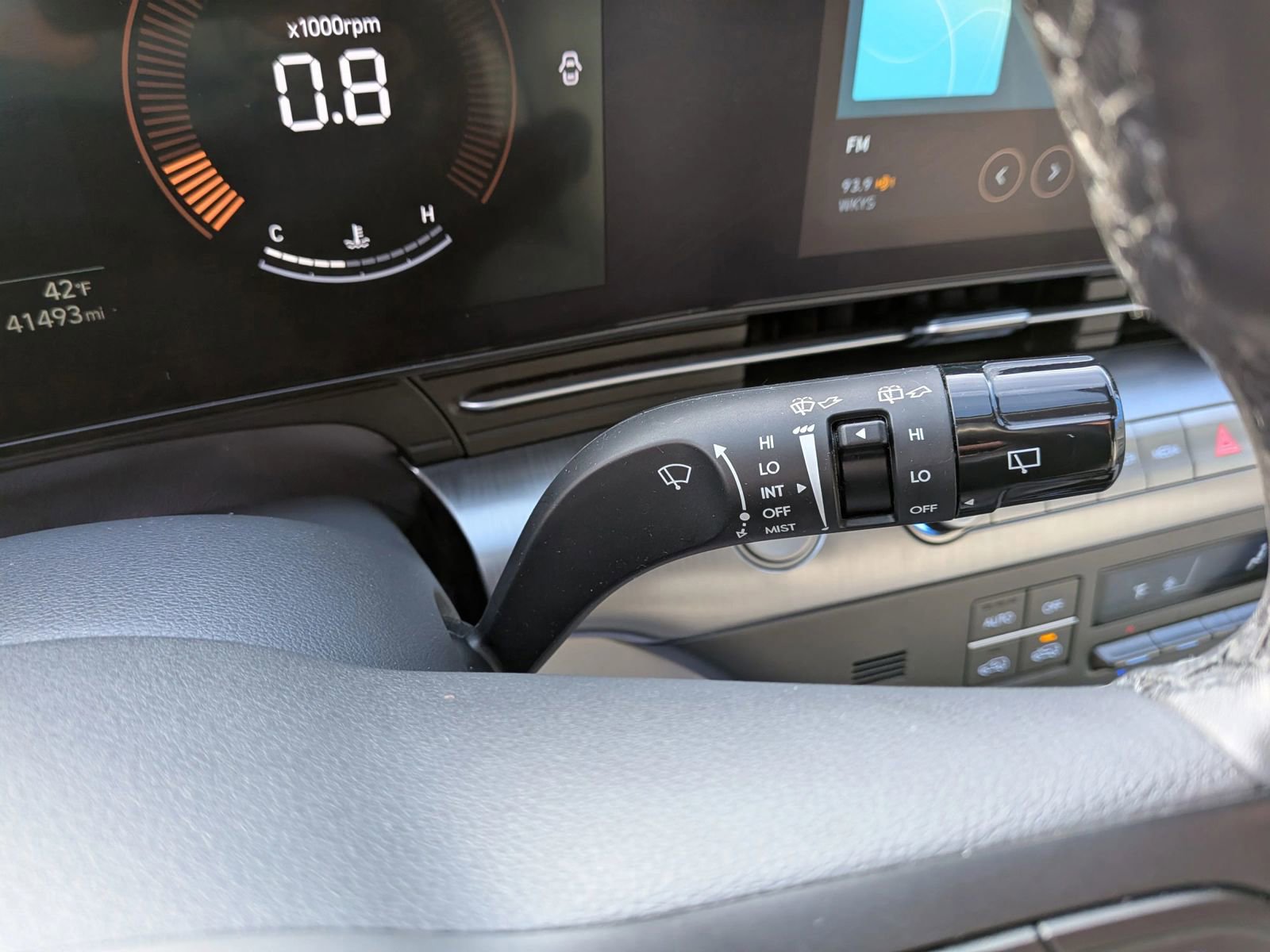 Used 2024 Hyundai Kona SEL image 44