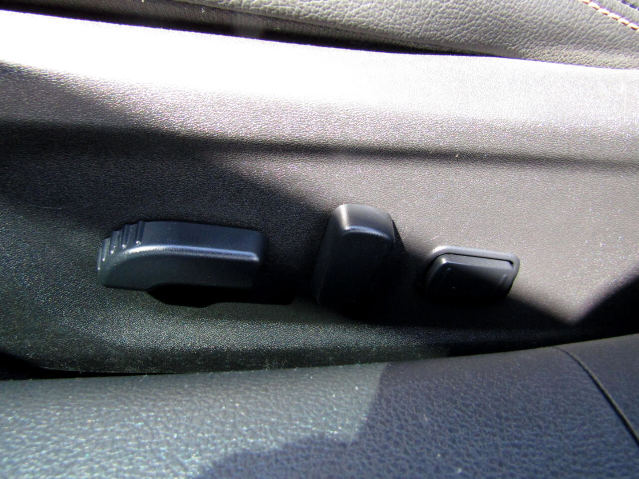 Used 2021 Nissan Altima 2.5 SR w/ SR Premium Package image 12