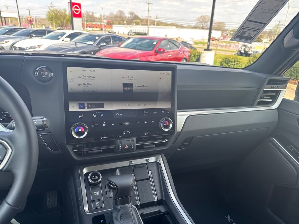 Used 2026 Lexus GX 550 image 16