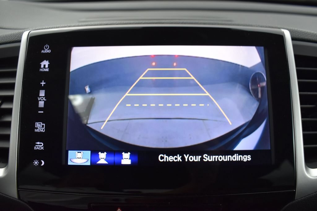 Used 2017 Honda Pilot Touring image 20