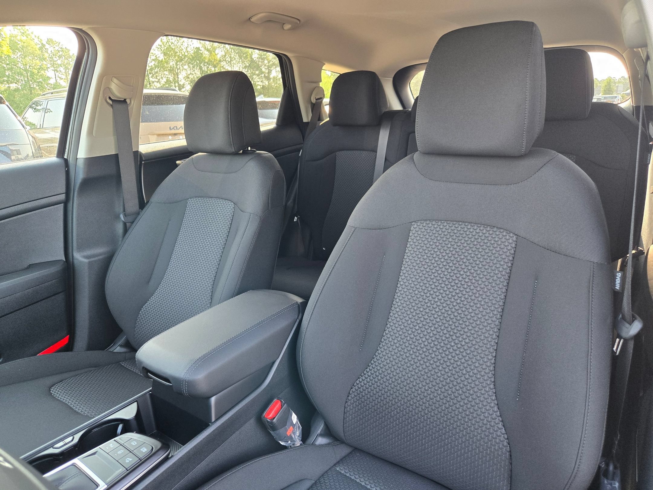 New 2026 Kia Sportage LX w/ LX Convenience Package FWD image 19