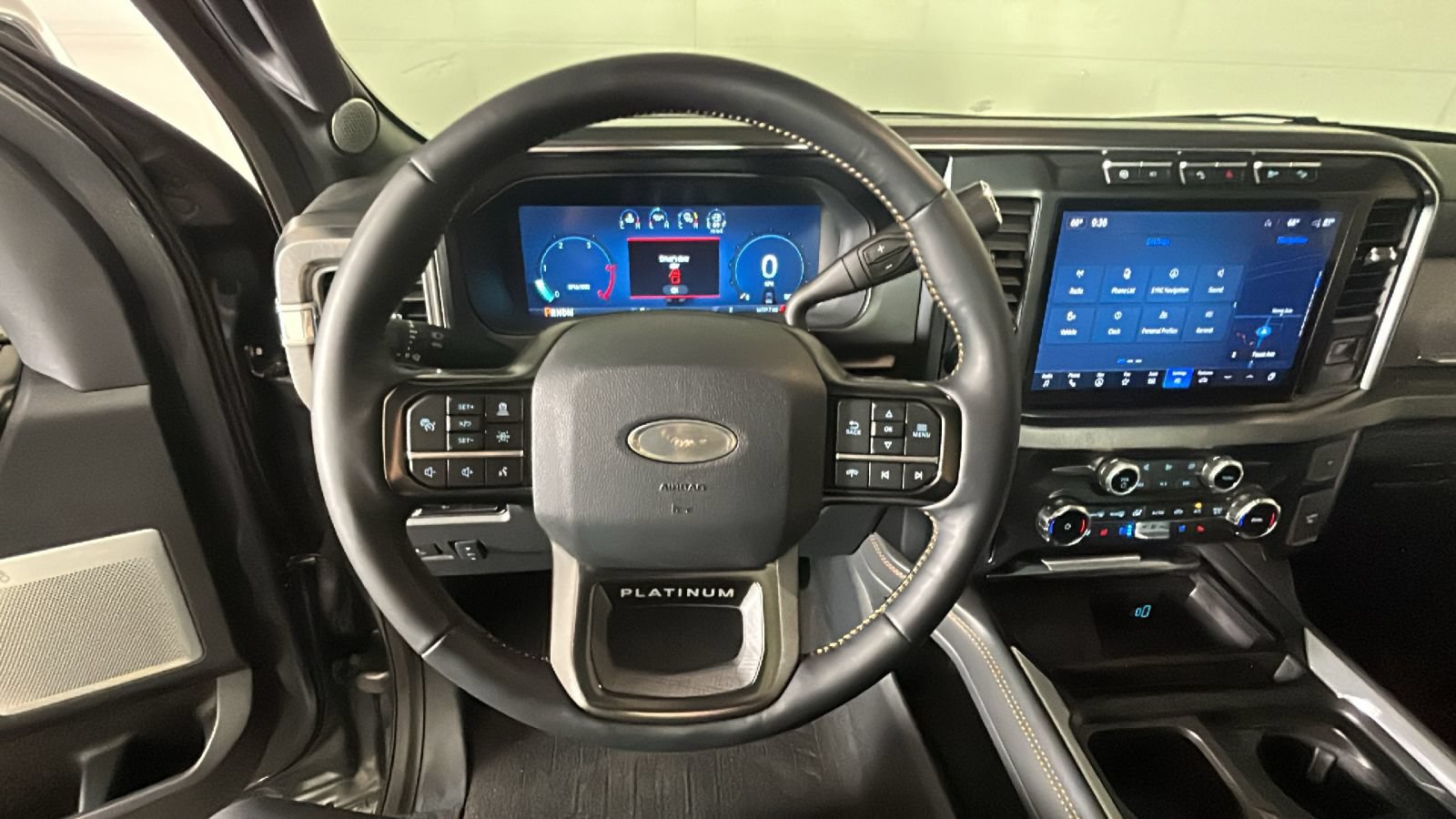 Used 2024 Ford F250 Platinum AWD/4WD image 17