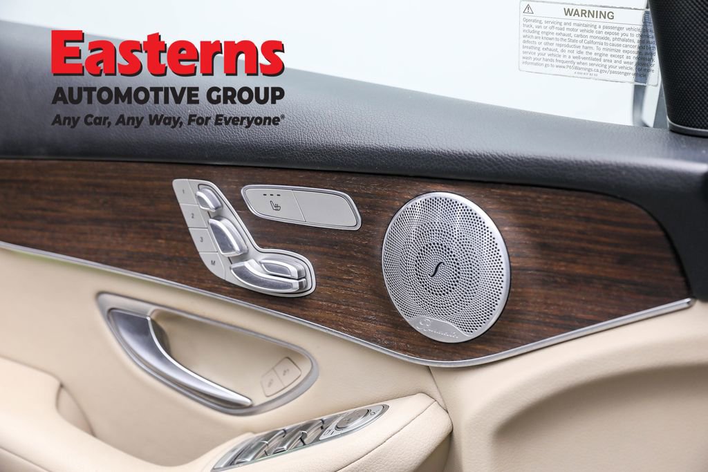 Used 2021 Mercedes-Benz GLC 300 4MATIC w/ Driver Assistance Package image 21