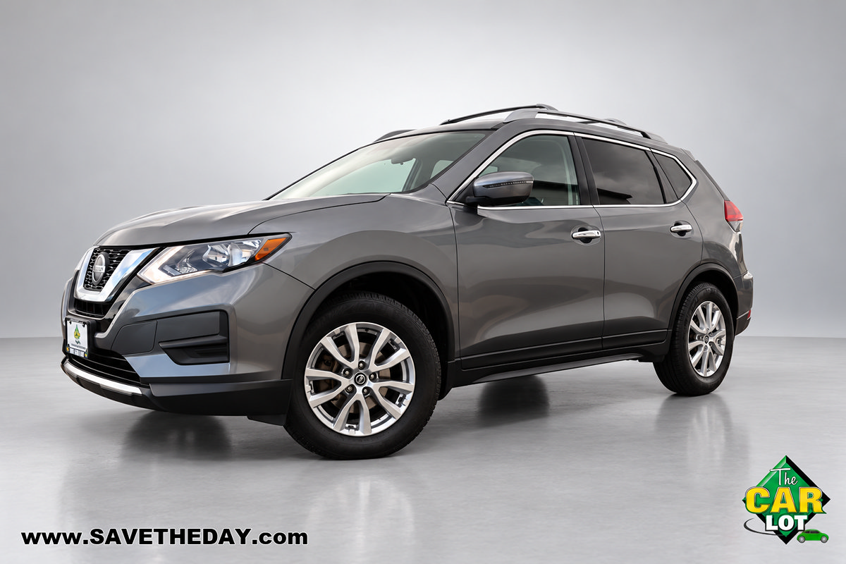 Used 2020 Nissan Rogue S w/ Special Edition Package FWD image 2